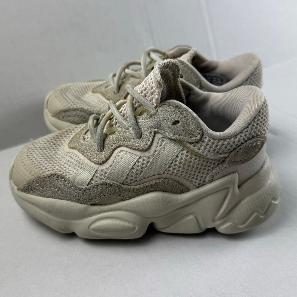 Adidas Ozweego 'Wonder Taupe' US 9K - Boys Sneakers - Picture 4 of 7